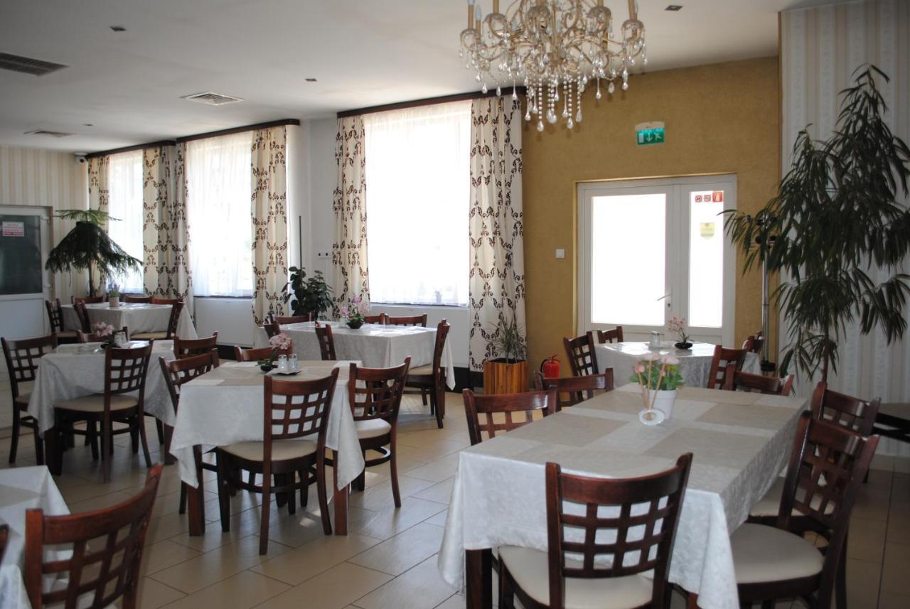 Hotel Corona Hotel