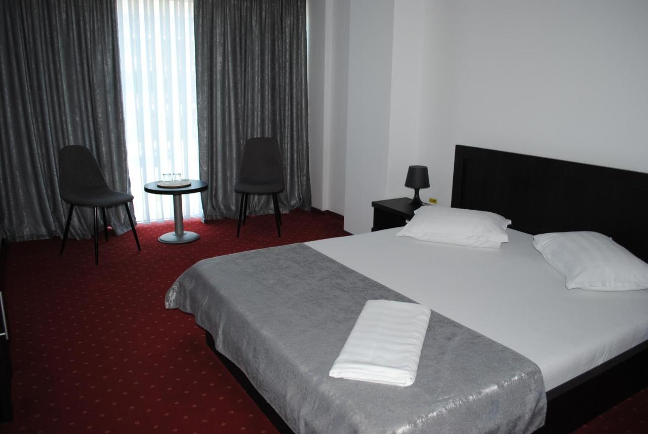 Hotel Hotel Corona
