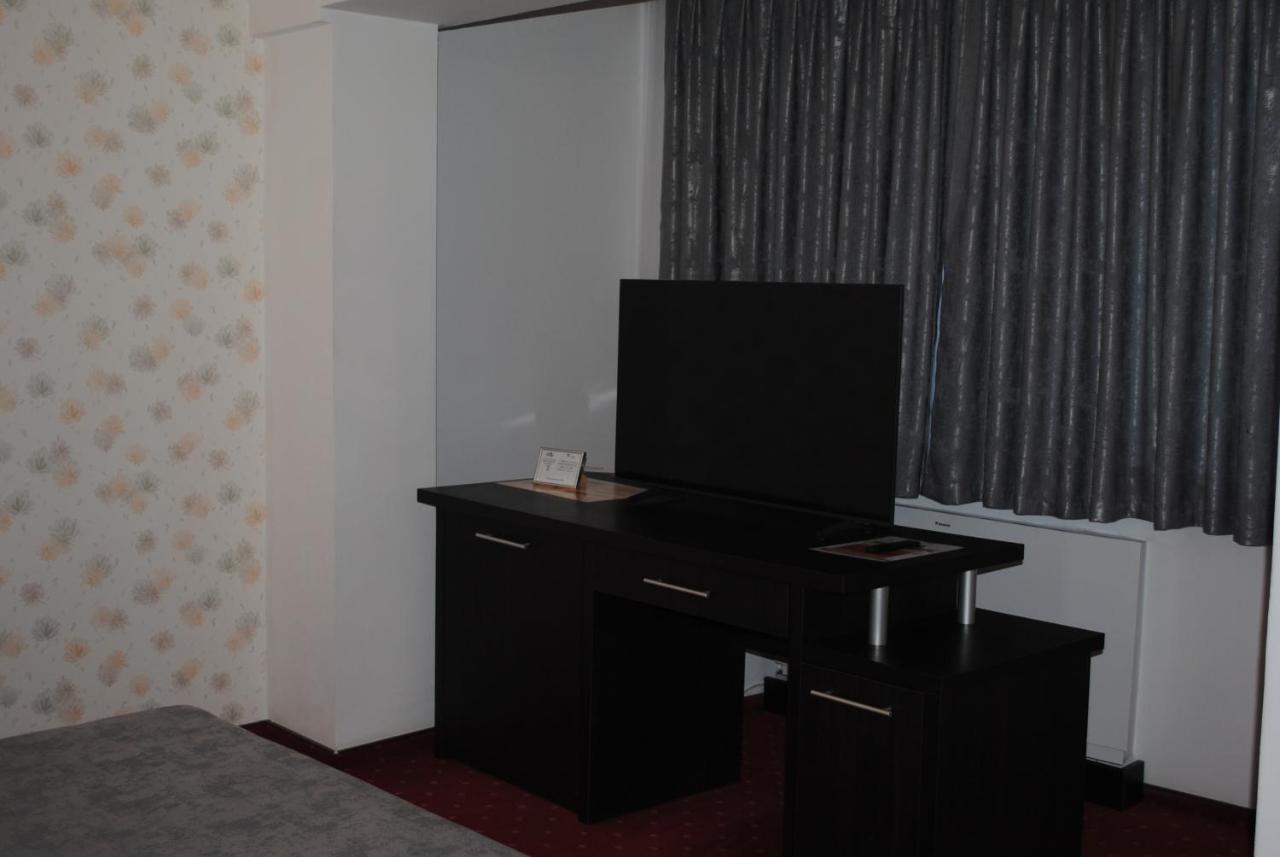 Hotel Corona